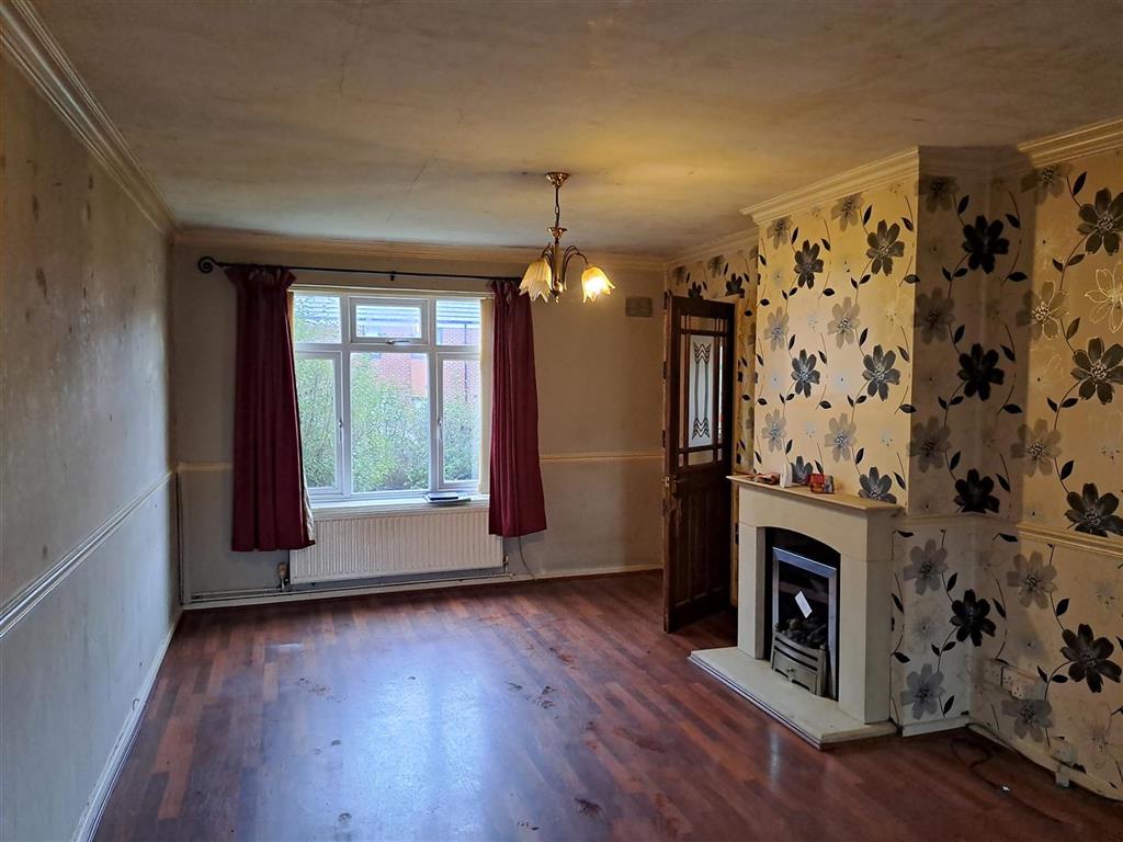 91, Almond Tree Avenue, COVENTRY, West Midlands, CV2 1JR