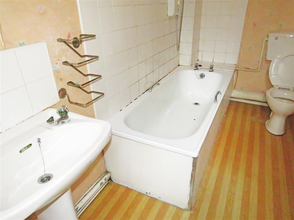 Flats 1-3, 9, Sherborne Road, BRADFORD, West Yorkshire, BD7 1RB