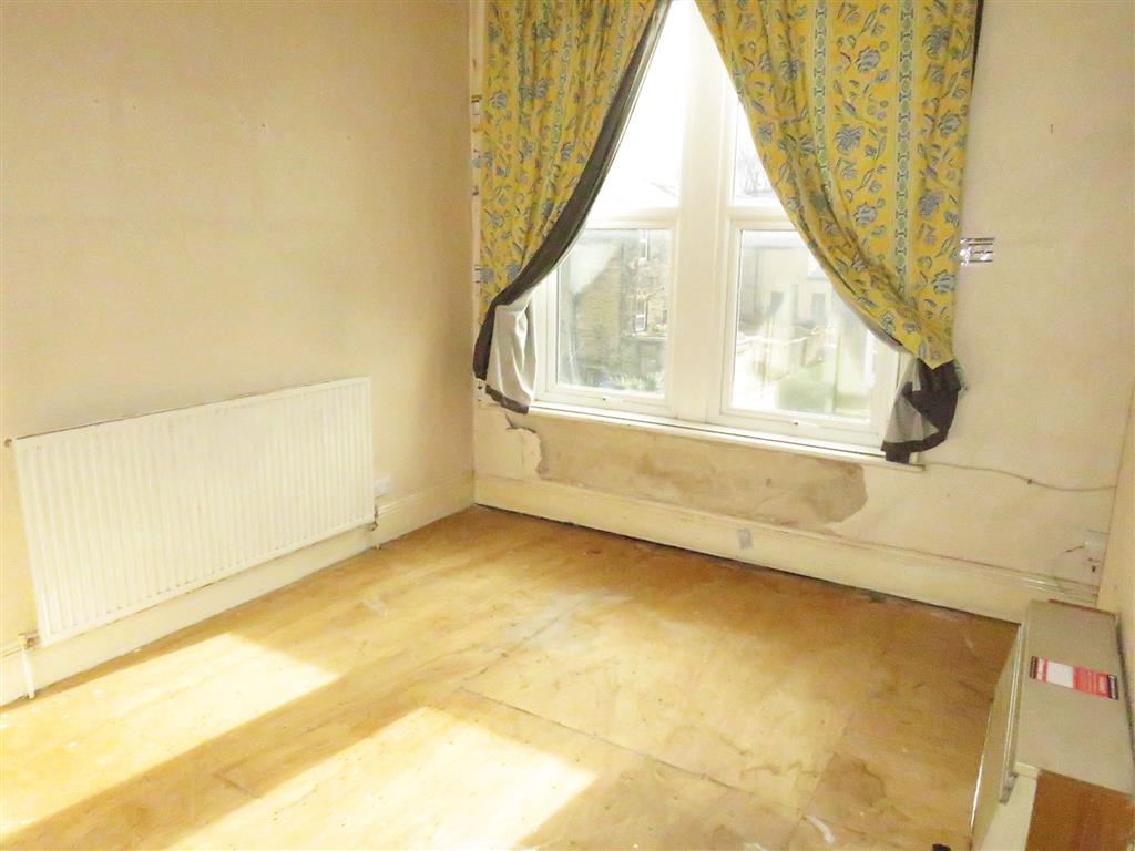 Flats 1-3, 9, Sherborne Road, BRADFORD, West Yorkshire, BD7 1RB
