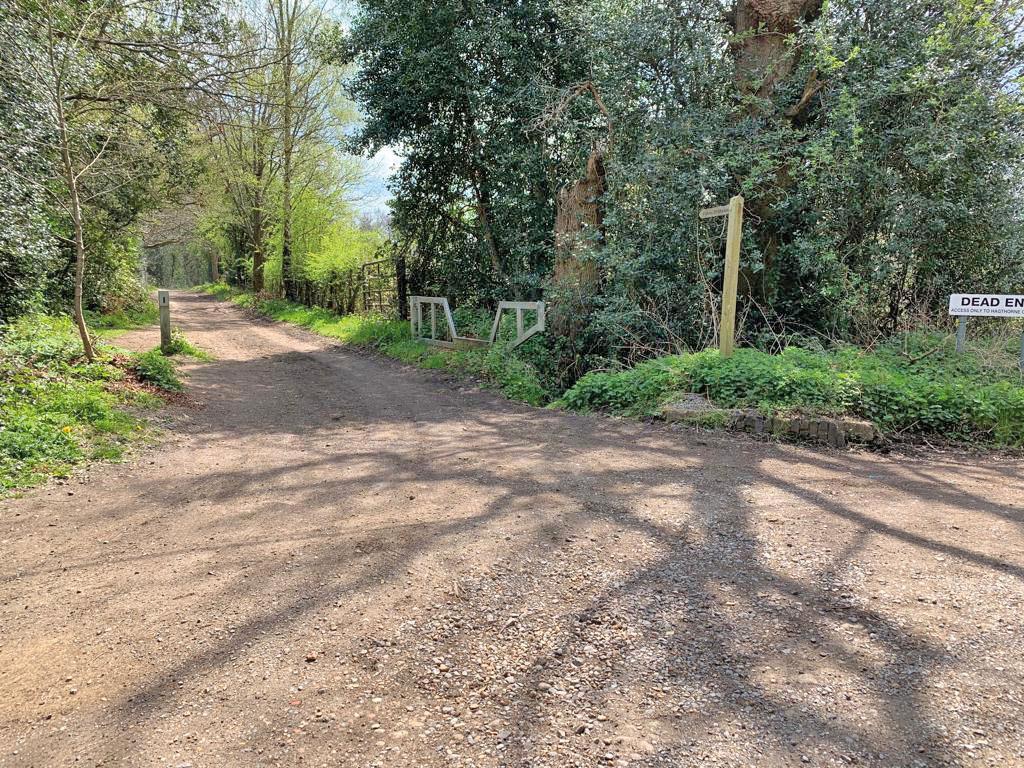 Land off, Priest Lane, WOKING, Surrey, GU24 9NE
