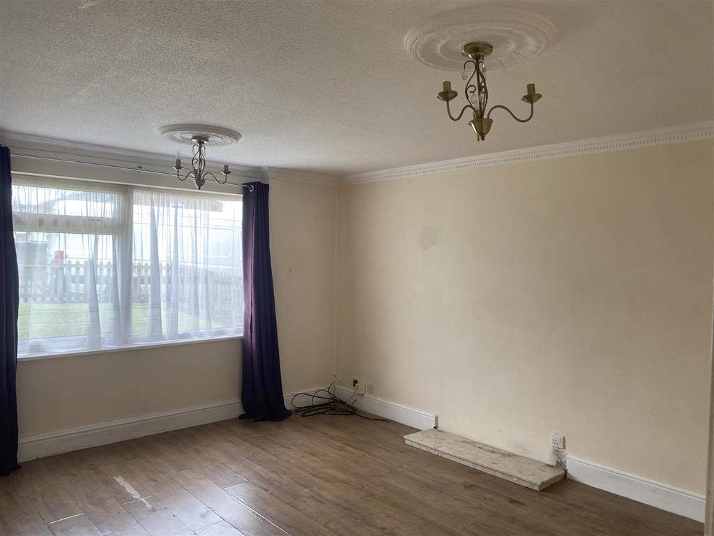 40, Bingley Close, SNODLAND, Kent, ME6 5PS