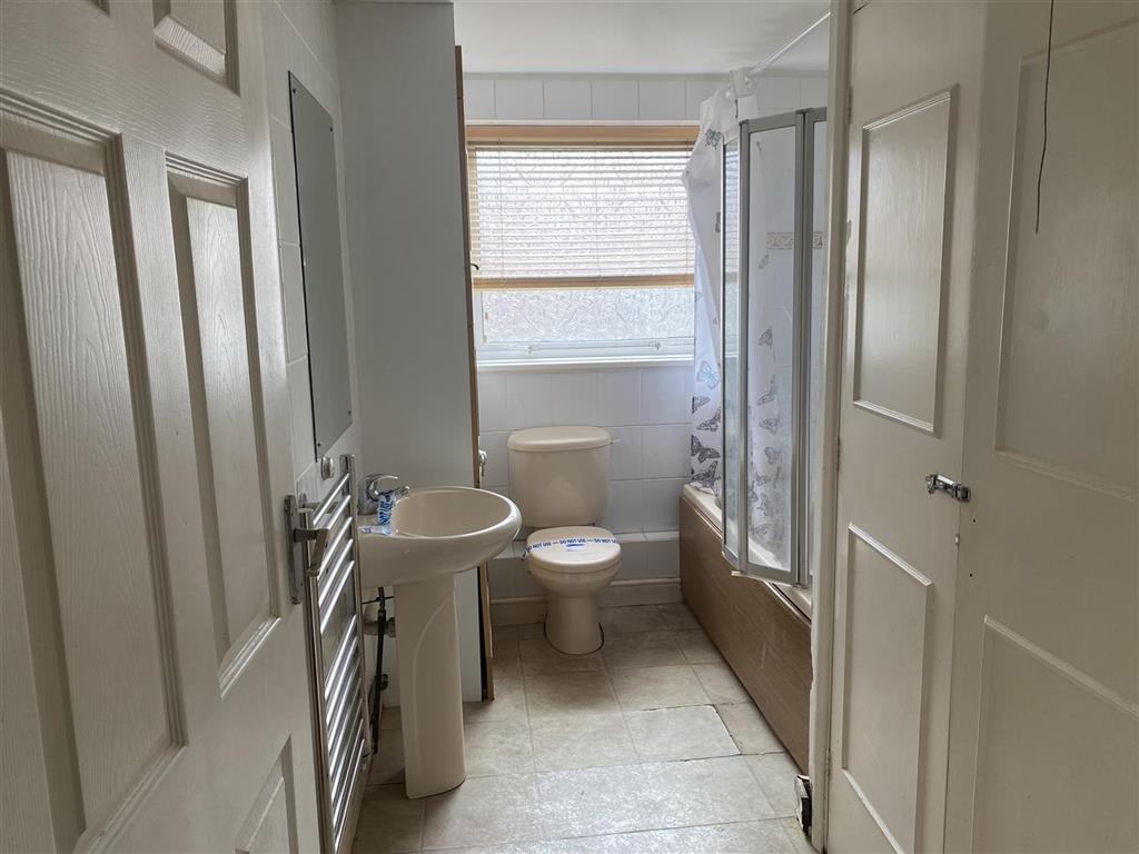 40, Bingley Close, SNODLAND, Kent, ME6 5PS