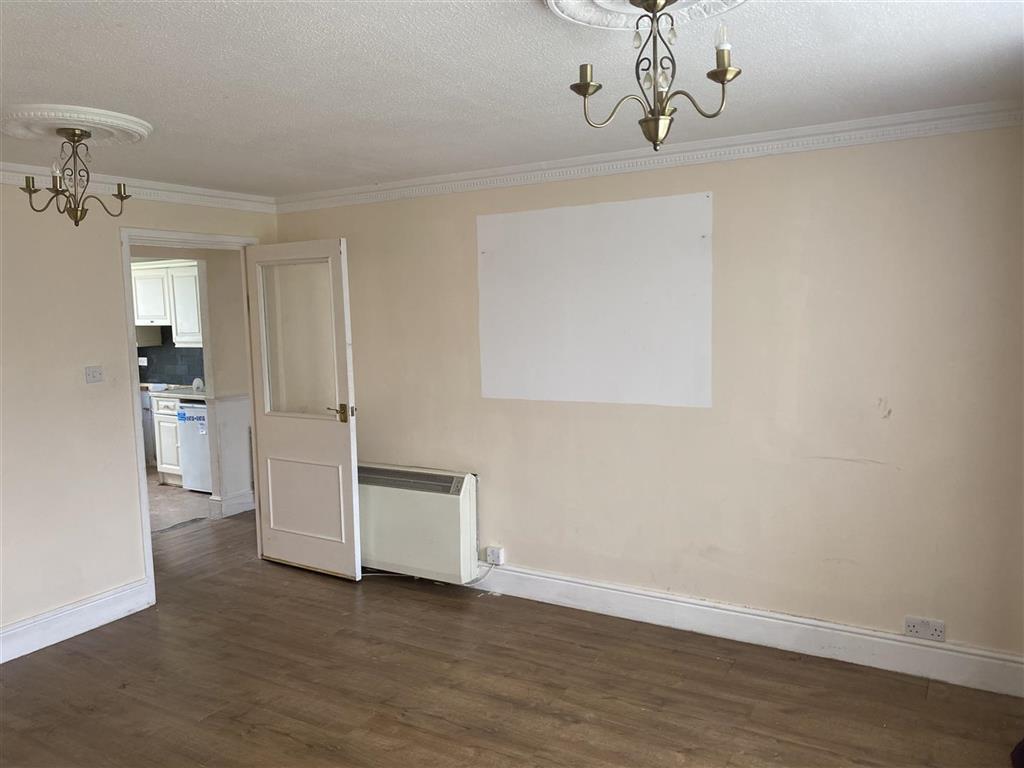 40, Bingley Close, SNODLAND, Kent, ME6 5PS