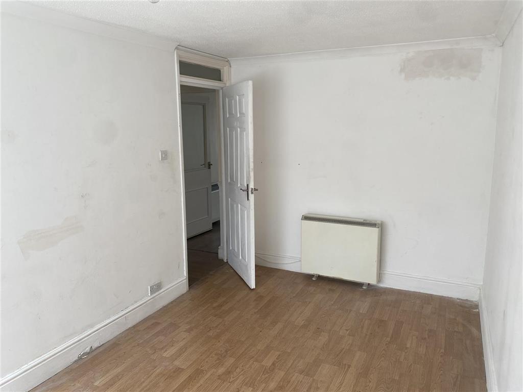 40, Bingley Close, SNODLAND, Kent, ME6 5PS