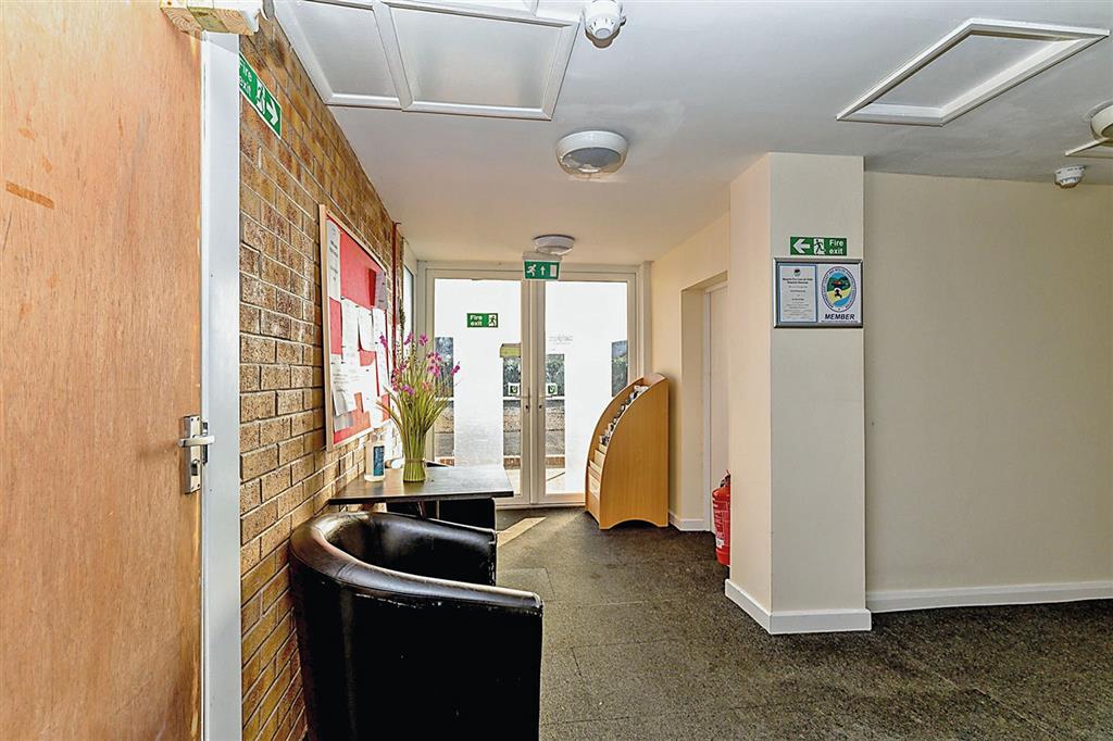 The Premier Hotel, Lincoln Road, SKEGNESS, Lincolnshire, PE25 2EA