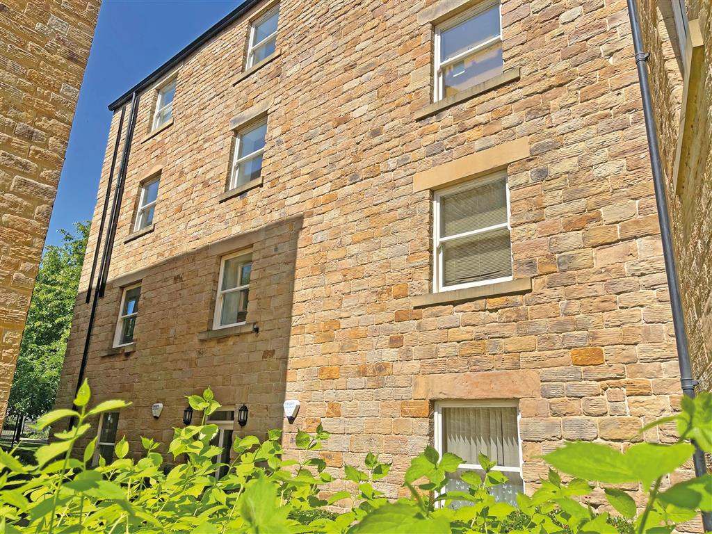 Apartment 158, Spinners House, Textile Street, DEWSBURY, West Yorkshire, WF13 2EY