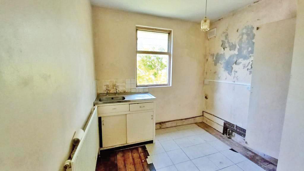 Flat 5, 105, Thornlaw Road, West Norwood, London, SE27 0SQ