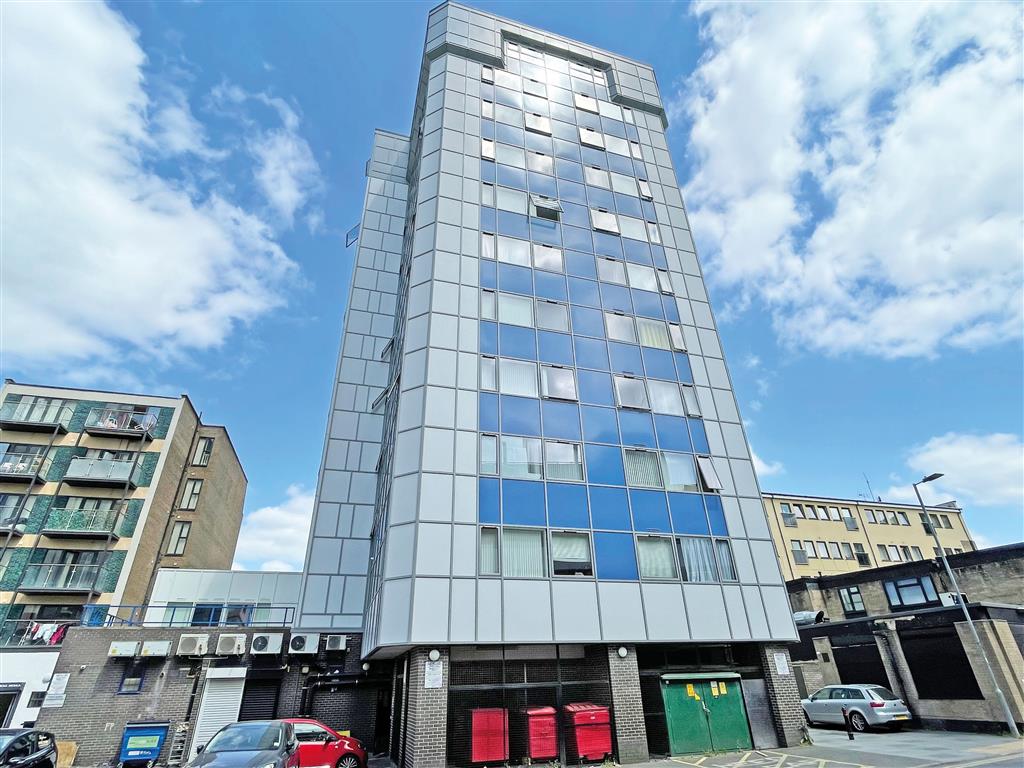 Flat 2, Skyline 292-298, High Street, SLOUGH, Berkshire, SL1 1GF
