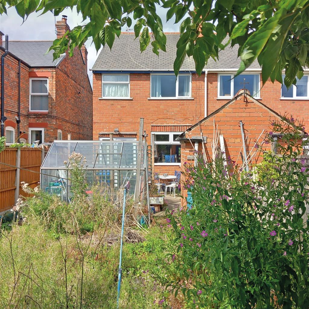 23, Hemlock Avenue, NOTTINGHAM, Nottinghamshire, NG10 1NS