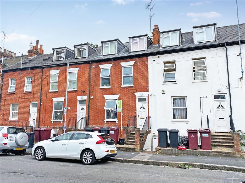 Flat D, 27, Zinzan Street, READING, Berkshire, RG1 7UG