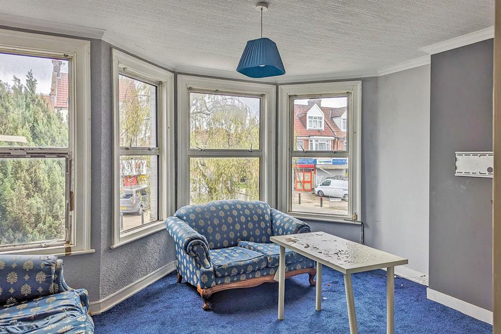 165a, Pinner Road, HARROW, Middlesex, HA1 4EX