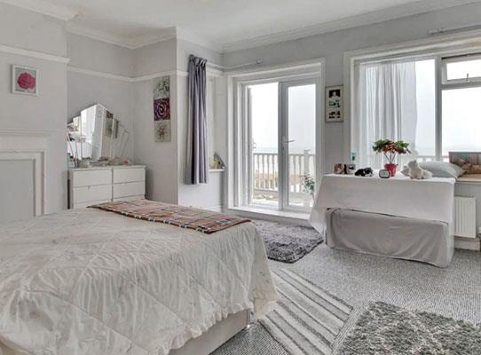 The Moorings, Seaville Drive, PEVENSEY, East Sussex, BN24 6AL