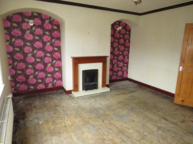 58, Hall Cross Road, HUDDERSFIELD, West Yorkshire, HD5 8LD