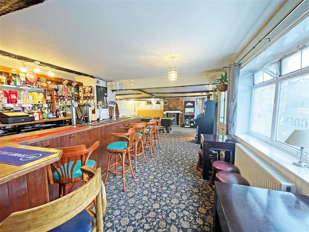 The George Inn, 76, London Road, SITTINGBOURNE, Kent, ME9 9QH