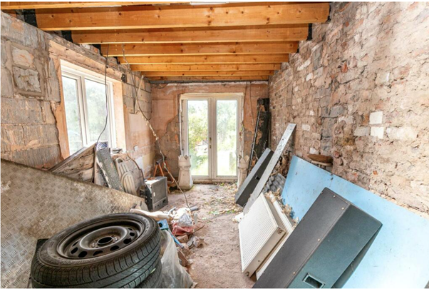 12, Carlton Road, SALE, Cheshire, M33 6PE