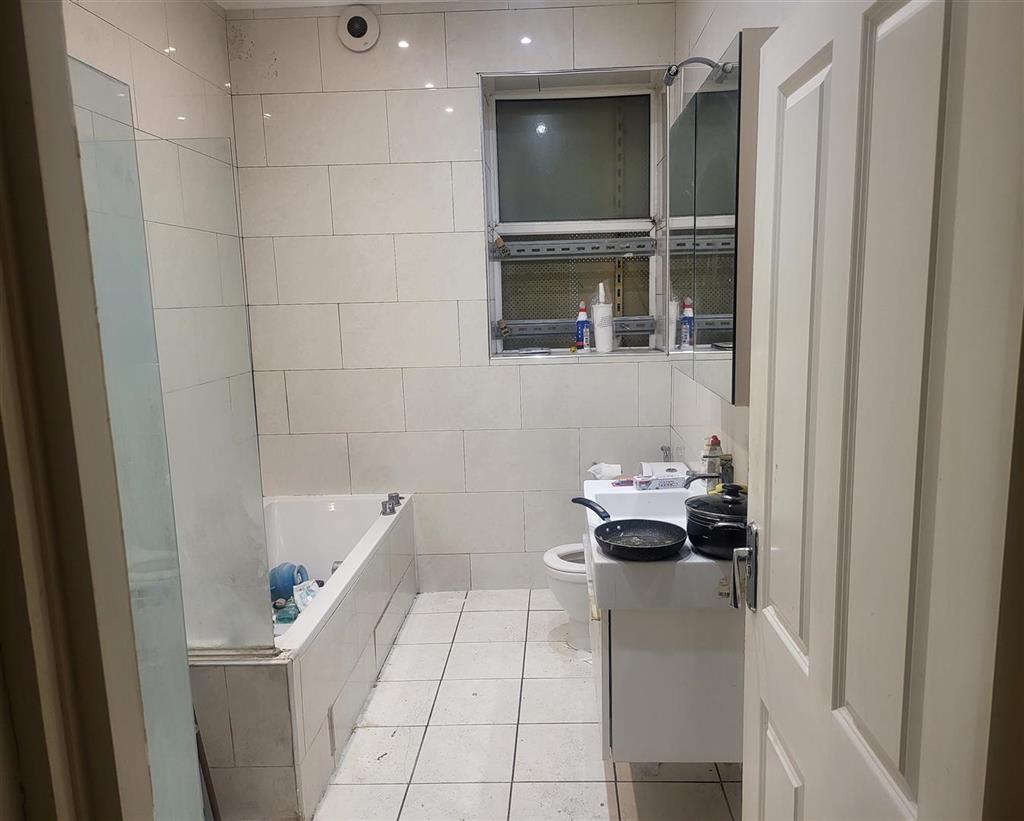 35, Inglis Road, London, W5 3RL