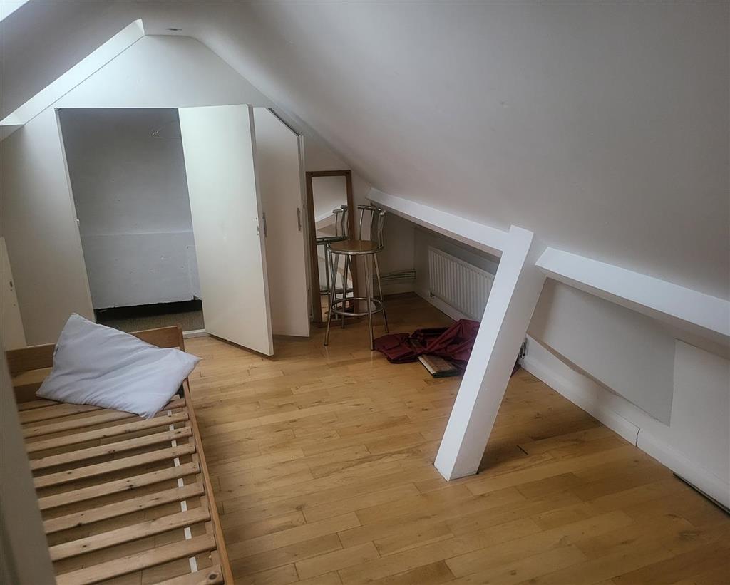 35, Inglis Road, London, W5 3RL