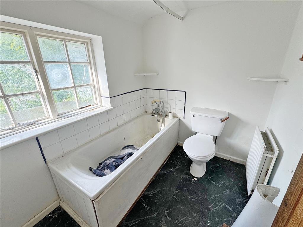 308, Old Whitley Wood Lane, READING, Berkshire, RG2 8QE