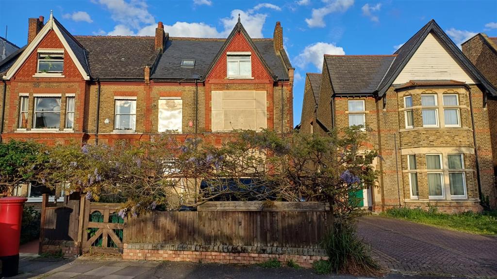 35, Inglis Road, London, W5 3RL