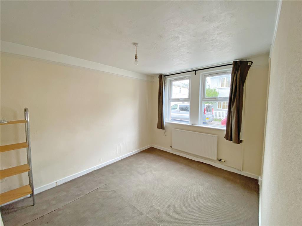 72a, Wood Lane, CHIPPENHAM, Wiltshire, SN15 3DT