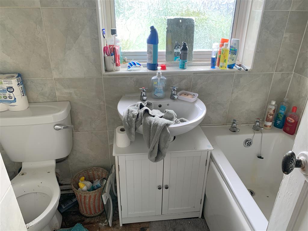 20, Crompton Avenue, ALCESTER, Warwickshire, B50 4DG
