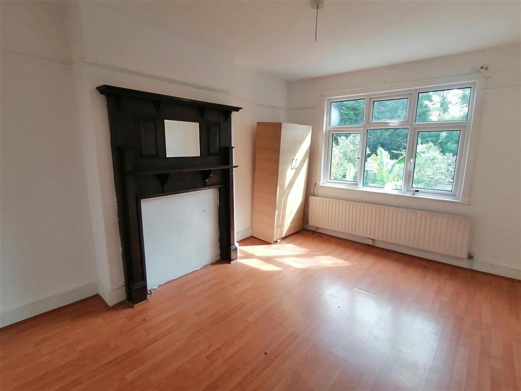 15a, Cambridge Road, HARROW, Middlesex, HA2 7LA