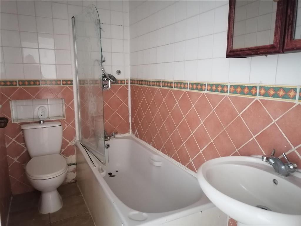 15a, Cambridge Road, HARROW, Middlesex, HA2 7LA