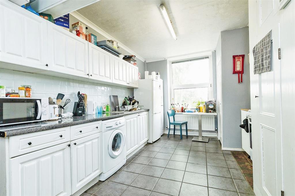 4, Yarborough Road, LINCOLN, Lincolnshire, LN1 1HS