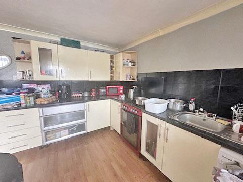 10, Thirlmere Place, KNOTTINGLEY, West Yorkshire, WF11 0NR