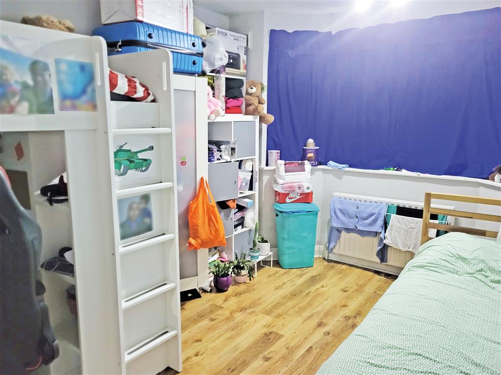 117, Wide Way, MITCHAM, Surrey, CR4 1BQ