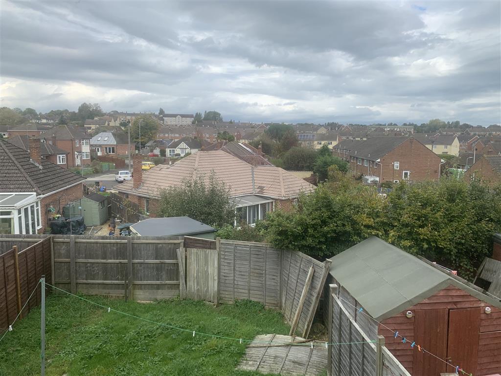 17, Charles Road, YEOVIL, Somerset, BA21 5LR