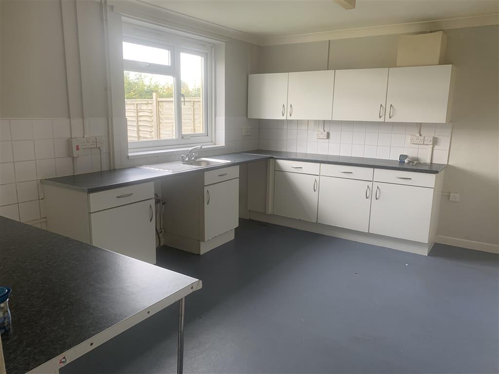 17, Charles Road, YEOVIL, Somerset, BA21 5LR