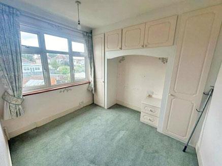 125, Linley Crescent, ROMFORD, Essex, RM7 8RB