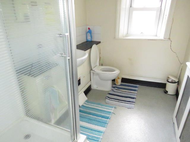 10, Oak Lane, BRADFORD, West Yorkshire, BD9 4PX