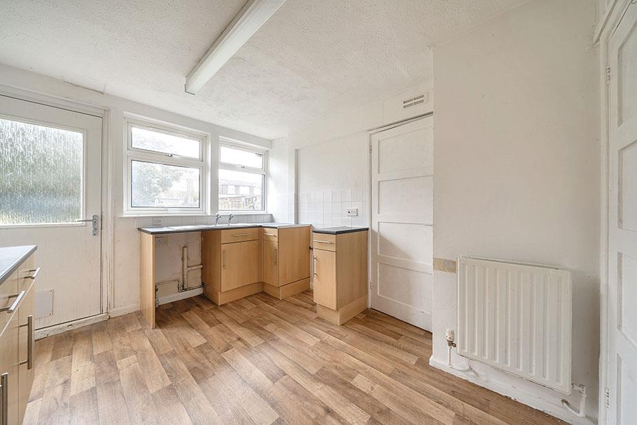 49, Woodland Avenue, BURGESS HILL, West Sussex, RH15 0PD