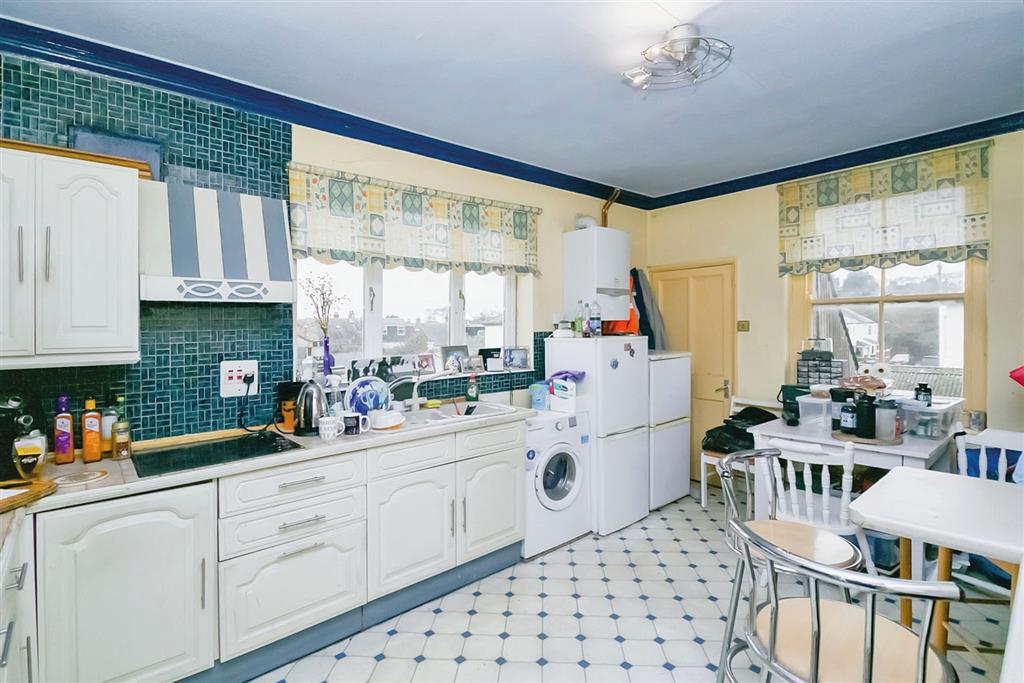 35, The Parade, BARRY, South Glamorgan, CF62 6SE