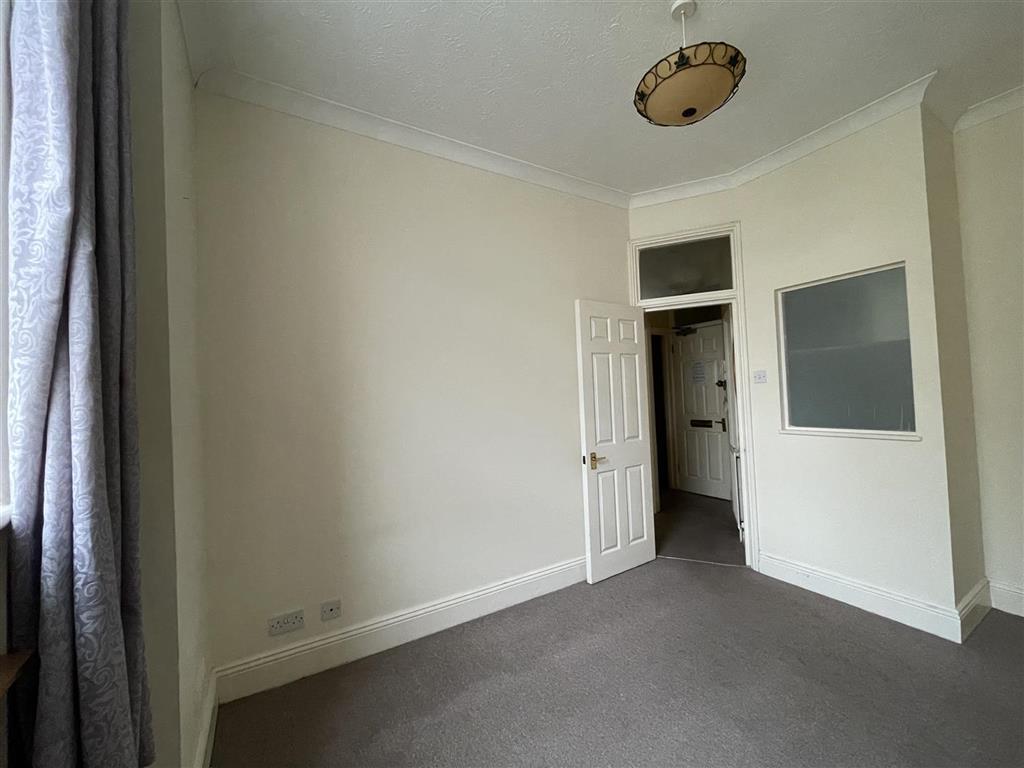 3a New Steine Mansions, Devonshire Place, BRIGHTON, East Sussex, BN2 1QJ