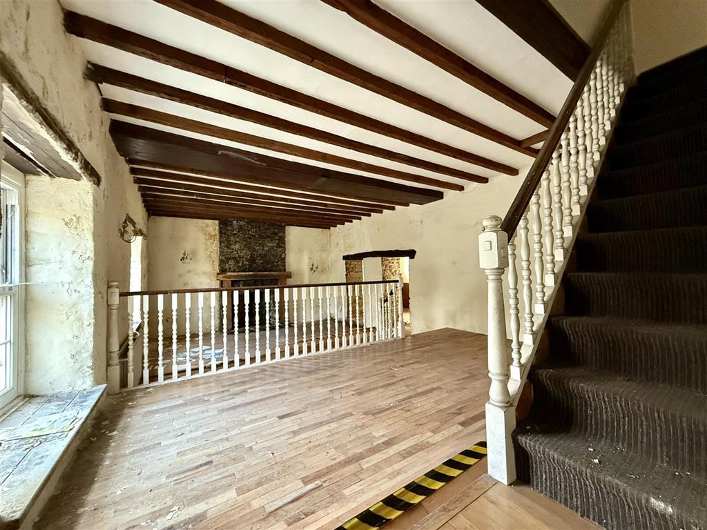 Swn Y Nant, New Inn, PENCADER, Dyfed, SA39 9AZ