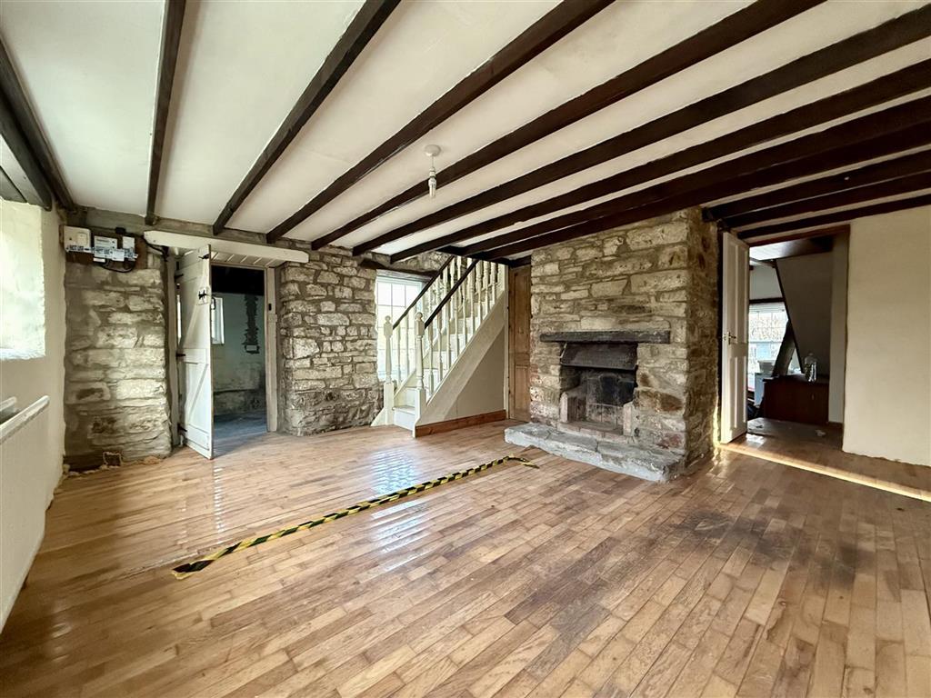Swn Y Nant, New Inn, PENCADER, Dyfed, SA39 9AZ