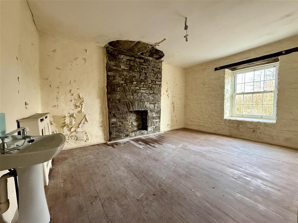 Swn Y Nant, New Inn, PENCADER, Dyfed, SA39 9AZ