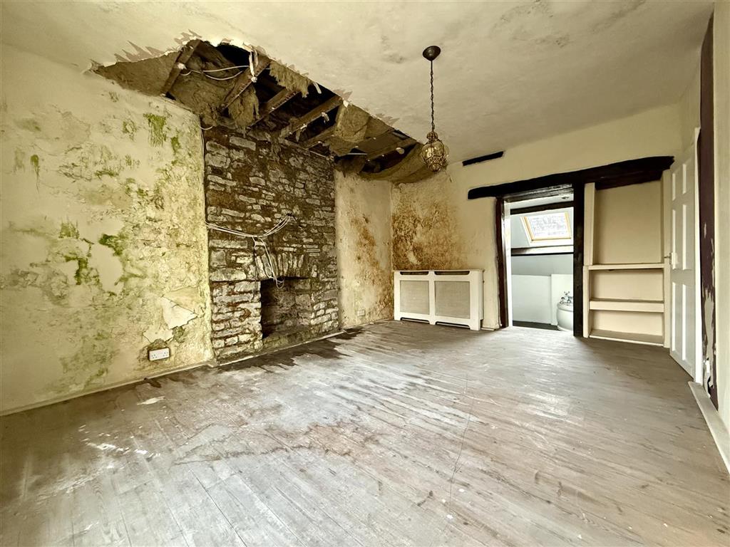 Swn Y Nant, New Inn, PENCADER, Dyfed, SA39 9AZ