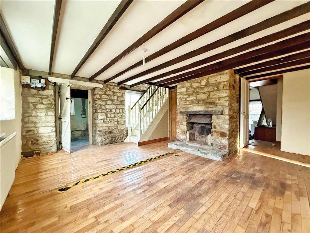 Swn Y Nant, New Inn, PENCADER, Dyfed, SA39 9AZ