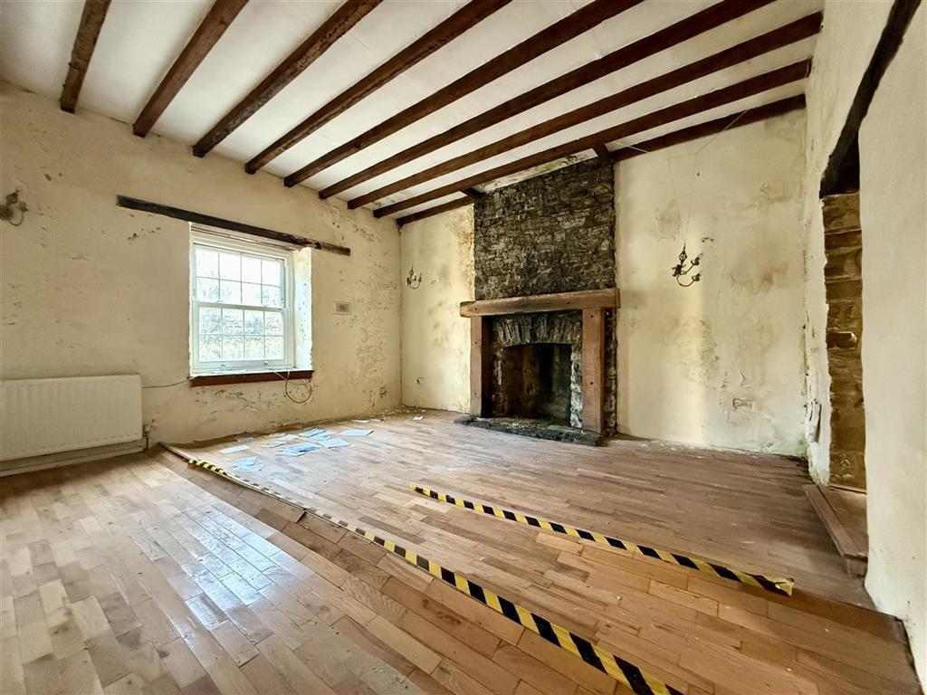 Swn Y Nant, New Inn, PENCADER, Dyfed, SA39 9AZ