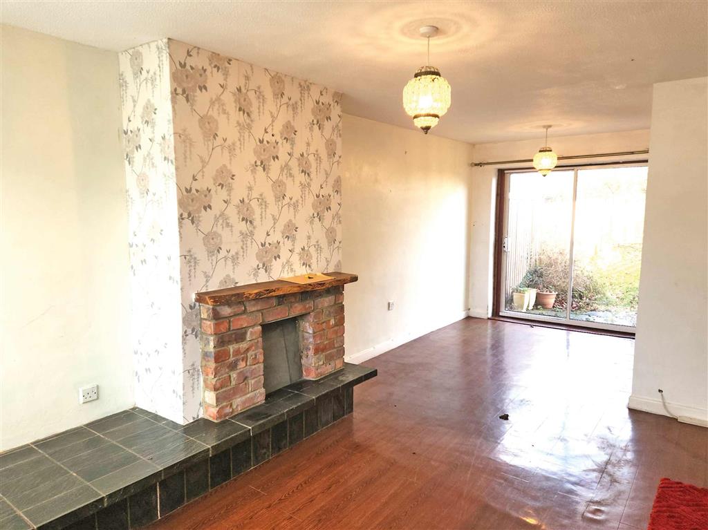 17, Thornbury Drive, WESTON-SUPER-MARE, Avon, BS23 4YF