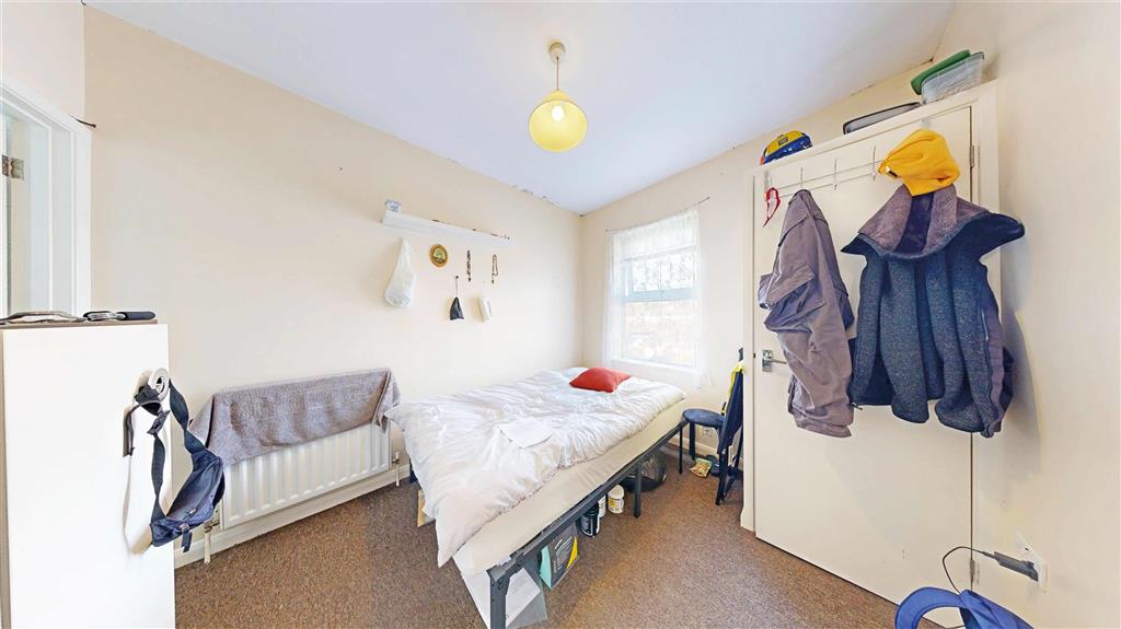 325, High Town Road, LUTON, Bedfordshire, LU2 0DB