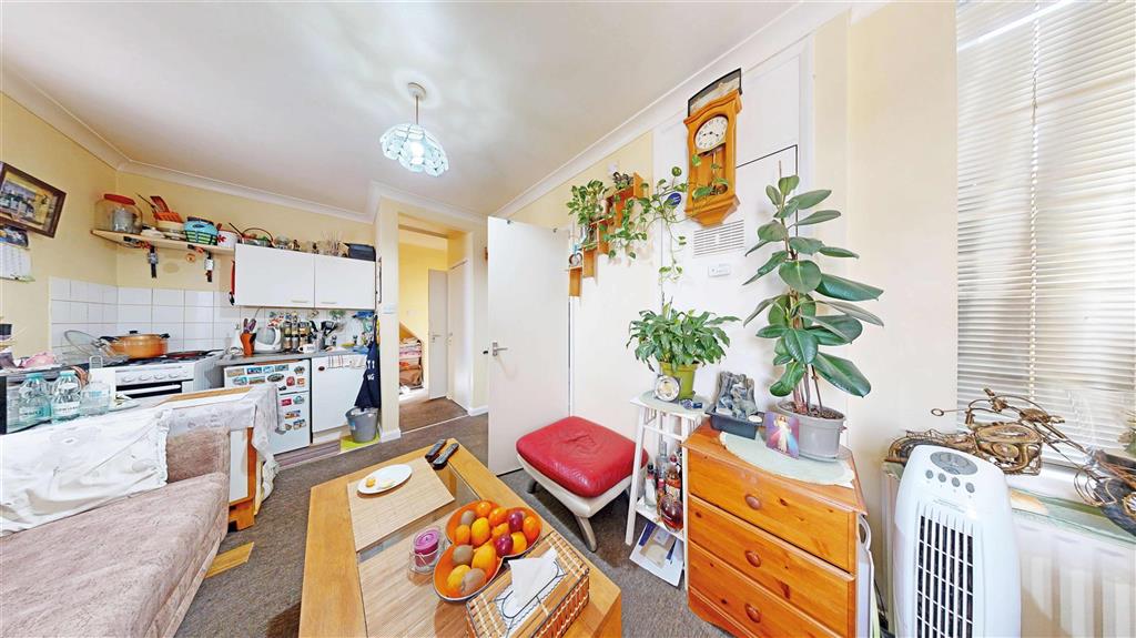 325, High Town Road, LUTON, Bedfordshire, LU2 0DB