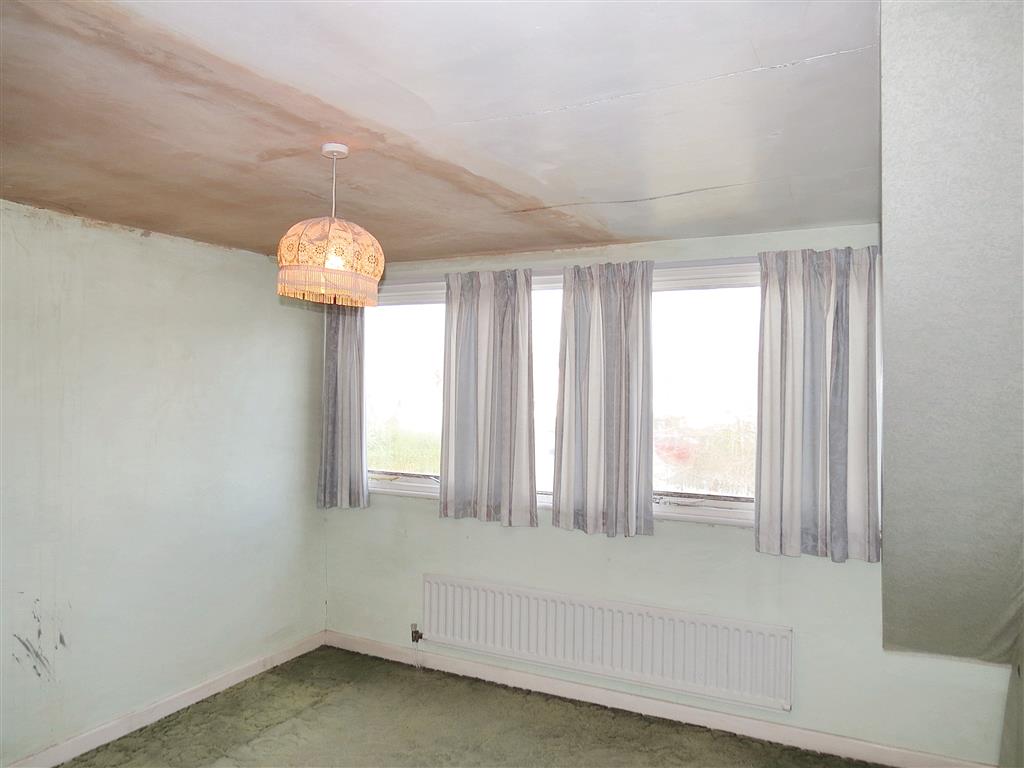 9, St. James Gardens, LEYLAND, Lancashire, PR26 7XA