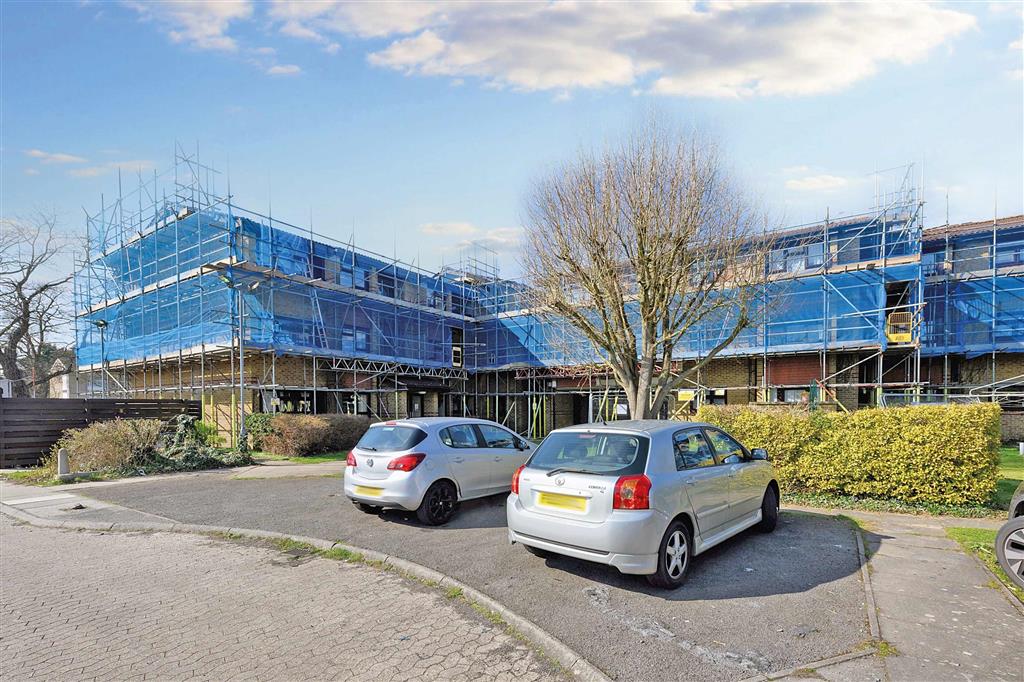 29, Playford Square, LUTON, Bedfordshire, LU4 9BE