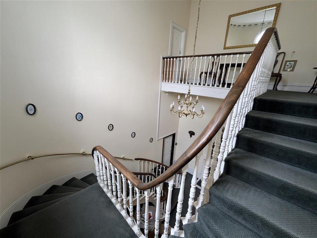 Flat 1, Vernon Court, Warren Road, TORQUAY, Devon, TQ2 5TR