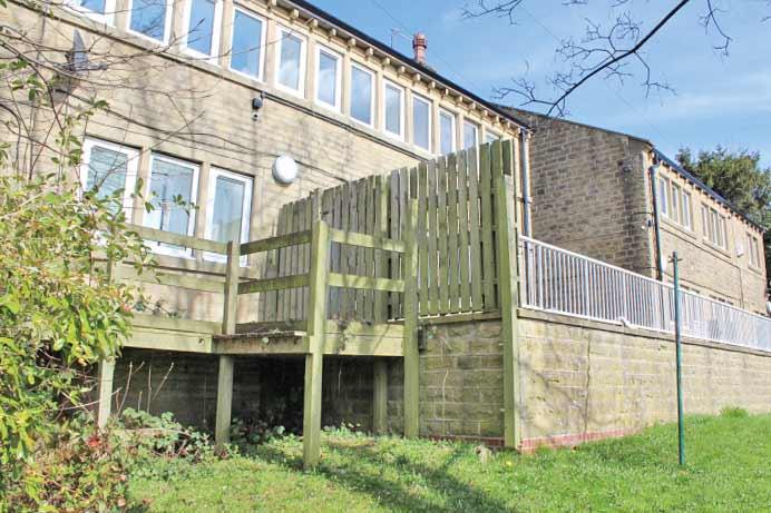 139, 141 & 143, Luck Lane, HUDDERSFIELD, West Yorkshire, HD1 4QZ